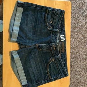 Bullhead shorts
